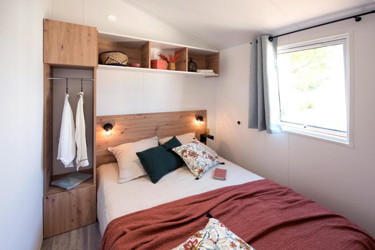 Camping Le Rey Louvie Juzon Ngoại thất bức ảnh