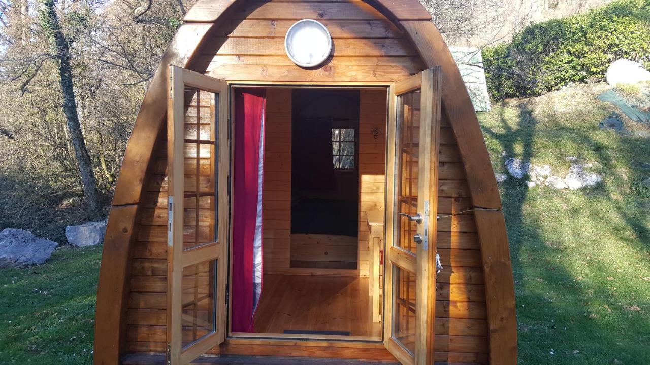 Camping Le Rey Louvie Juzon Ngoại thất bức ảnh